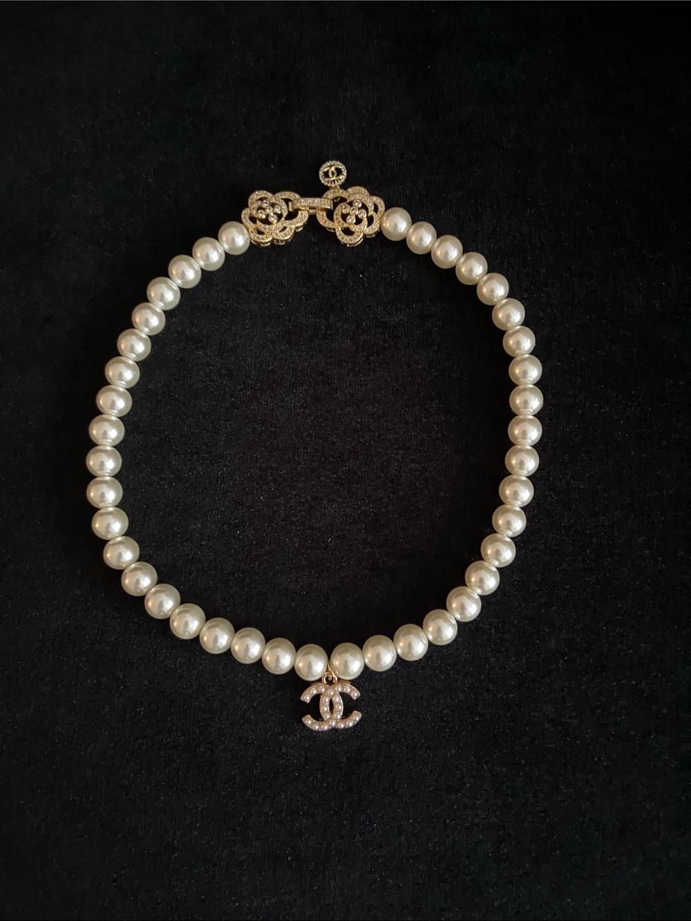 Vintage Ivory Pearl Choker Necklace with Gold CC Pearl Pendant